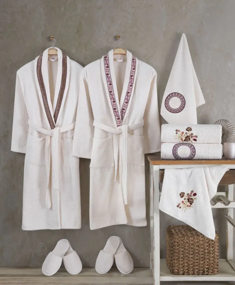 10 Parça Kadın Erkek Takım Havlulu Vinessa Aile Bornoz Seti - 1