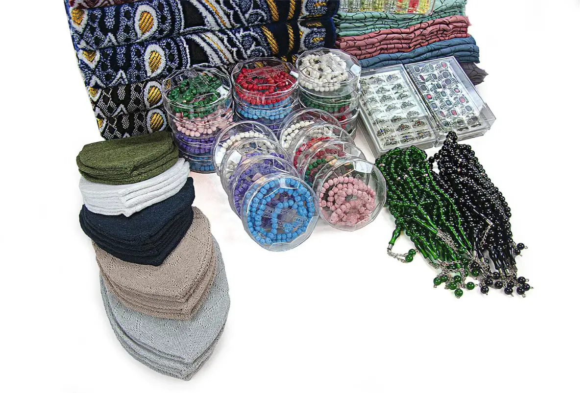 20 Kişilik Hac ve Umre Hediyelik Dodya Kadife Seccade Seti – Delüks (SMB) - 3