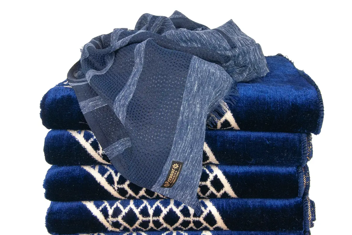 20 Kişilik Hac ve Umre Hediyelik Kadife Seccade Seti – Lacivert - 7