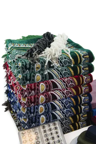 20 Kişilik Hac ve Umre Hediyelik Kadife Seccade Seti – Lüks (EMR) - 4