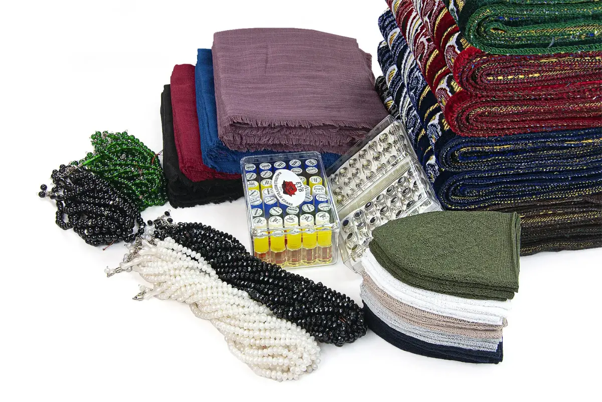 20 Kişilik Hac ve Umre Hediyelik Kadife Seccade Seti – Lüks (EMR) - 5