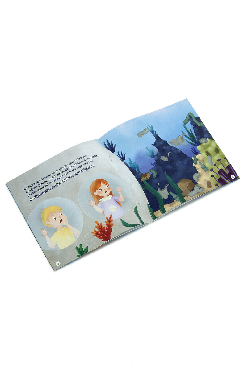 A Journey By Submarine - A Storybook For Children - Ayşe Serra Kara - 2