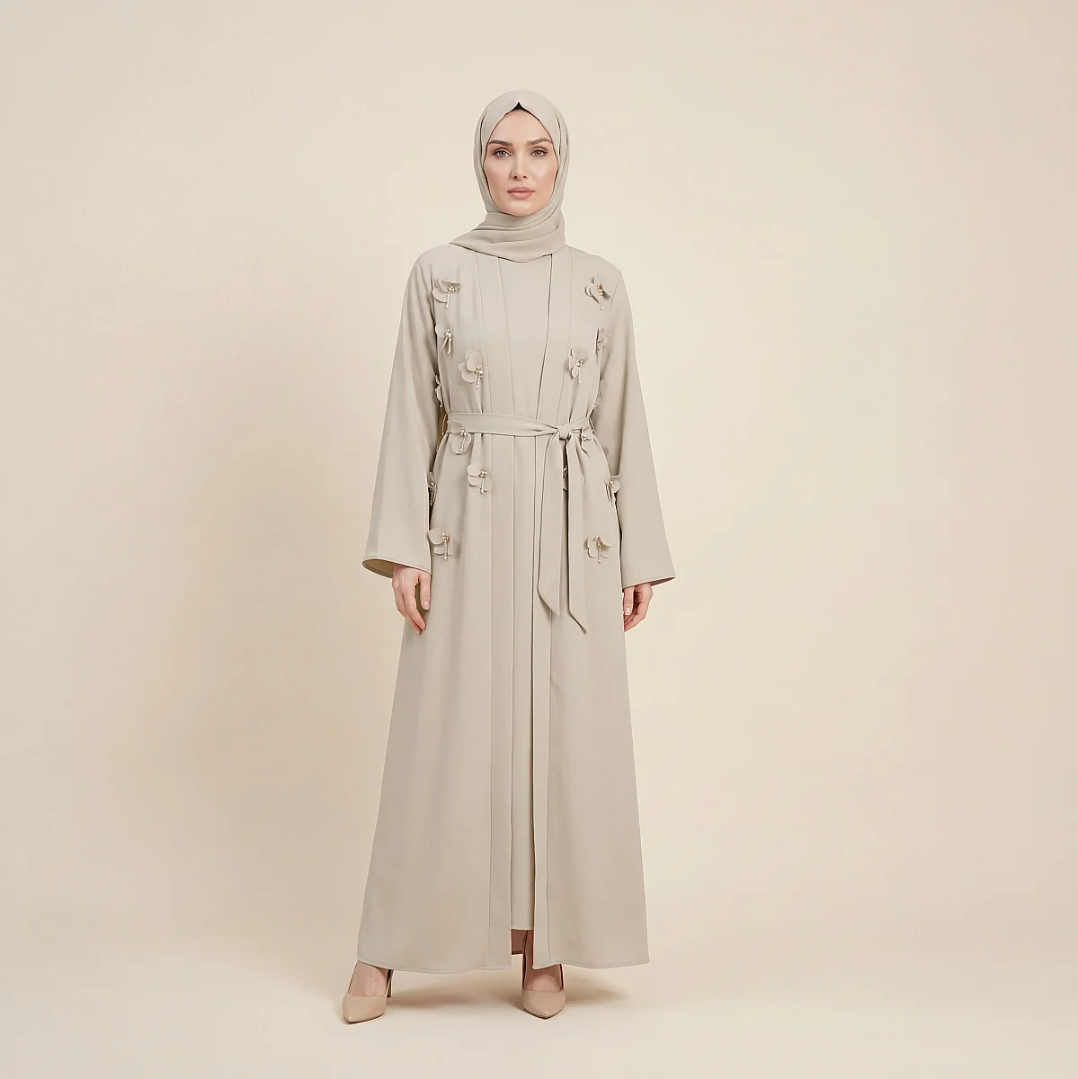  Abaya Gülü Çiçekli Ferace Aplikeli Kuşaklı Uzun Kollu 9618-26 - Bej - 1