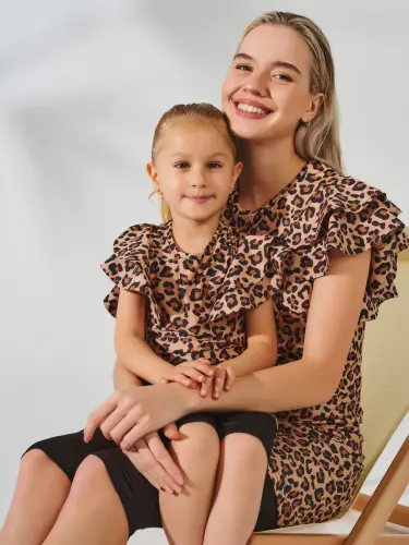 Alfasa Helin Leopar Desenli Tayt Şortlu Yarım Kol Çocuk Mayo 24100 Siyah - 5