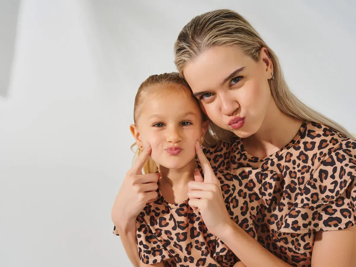 Alfasa Helin Leopar Desenli Tayt Şortlu Yarım Kol Çocuk Mayo 24100 Siyah - 7