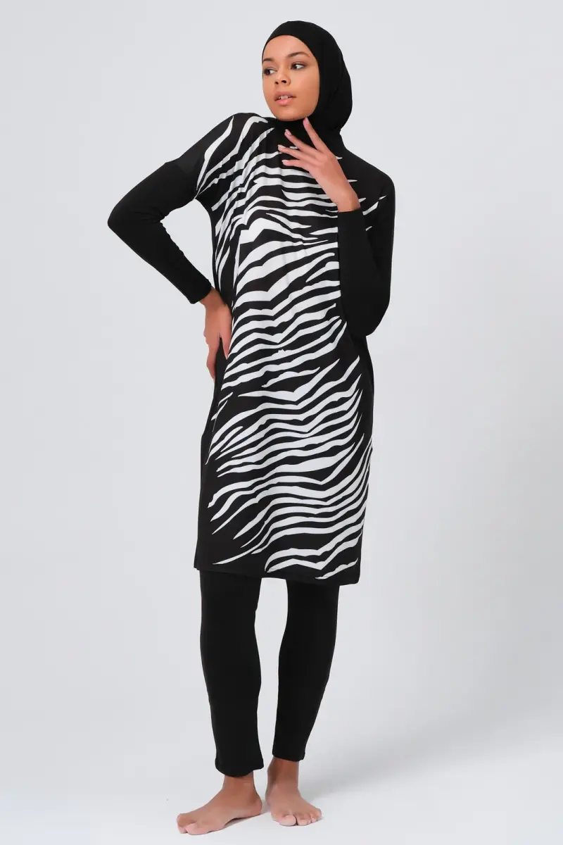 Alfasa Önü Zebra Desenli Kadın Tam Kapalı Tesettür Mayo 23691 Siyah - 2
