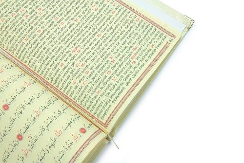 Anneler Günü Hediyesi Kutulu İnci Tesbihli Ciltli Yasin Kitabı Seti Krem - 7