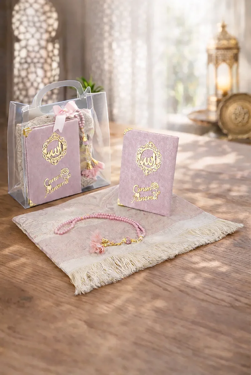 Anneler Gününe Özel Çantalı Kadife Kaplı Yasin Kitabı Tesbih Seccade Seti Pembe - 1