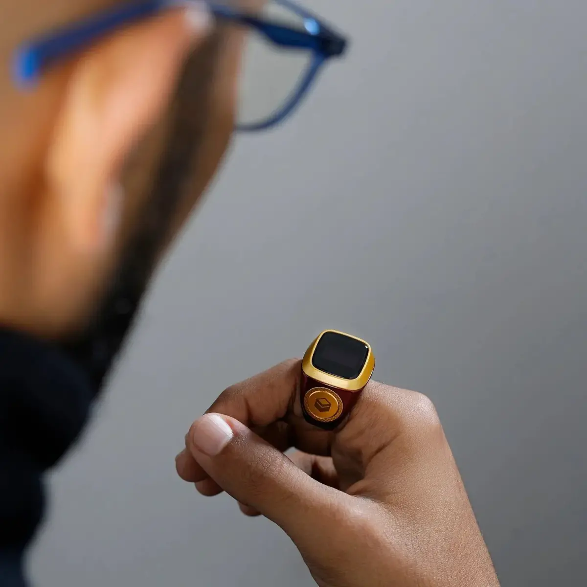 Azan Reading Digital Ring Rosary Zikirmatik - Claret Red - 3