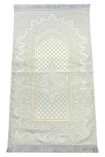 Beyaz Renk Mihraplı Astarlı Parlak Seccade - 1