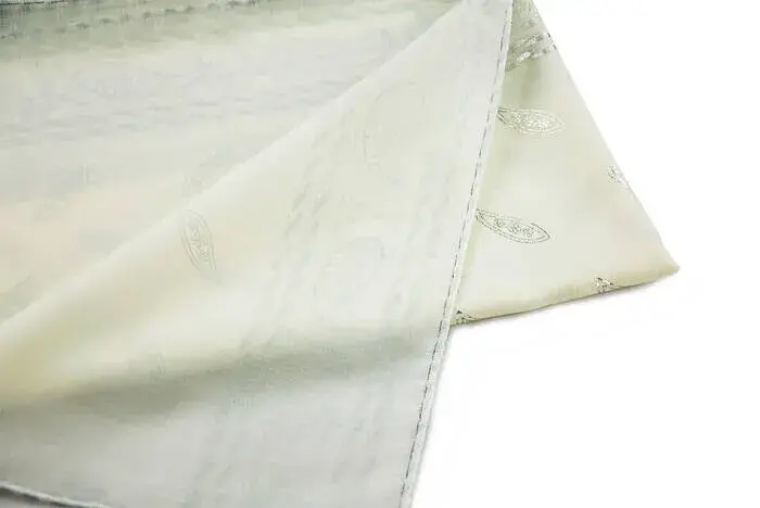 Biricik Anneme Özel Silindir Kutulu Set - İnci Tesbihli - Varaklı Kesik Elyaf Mevlid Örtülü - Krem Renk - 4