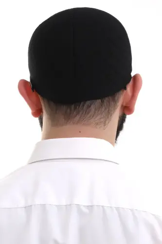 Black Winter Cross Patterned Woven Skullcap - 5