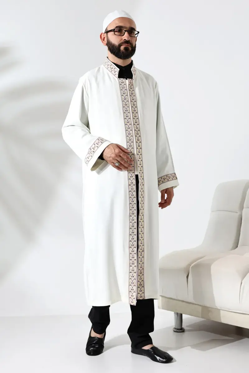 Bordo Desen İşlemeli Krem Hakim Yaka Çıt Çıtlı, Cepli İmam Cübbesi - 2