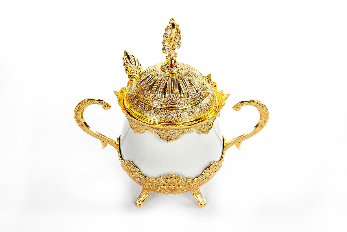 Busem Porcelain Round Sugar Bowl Turkish Delight Holder Gold