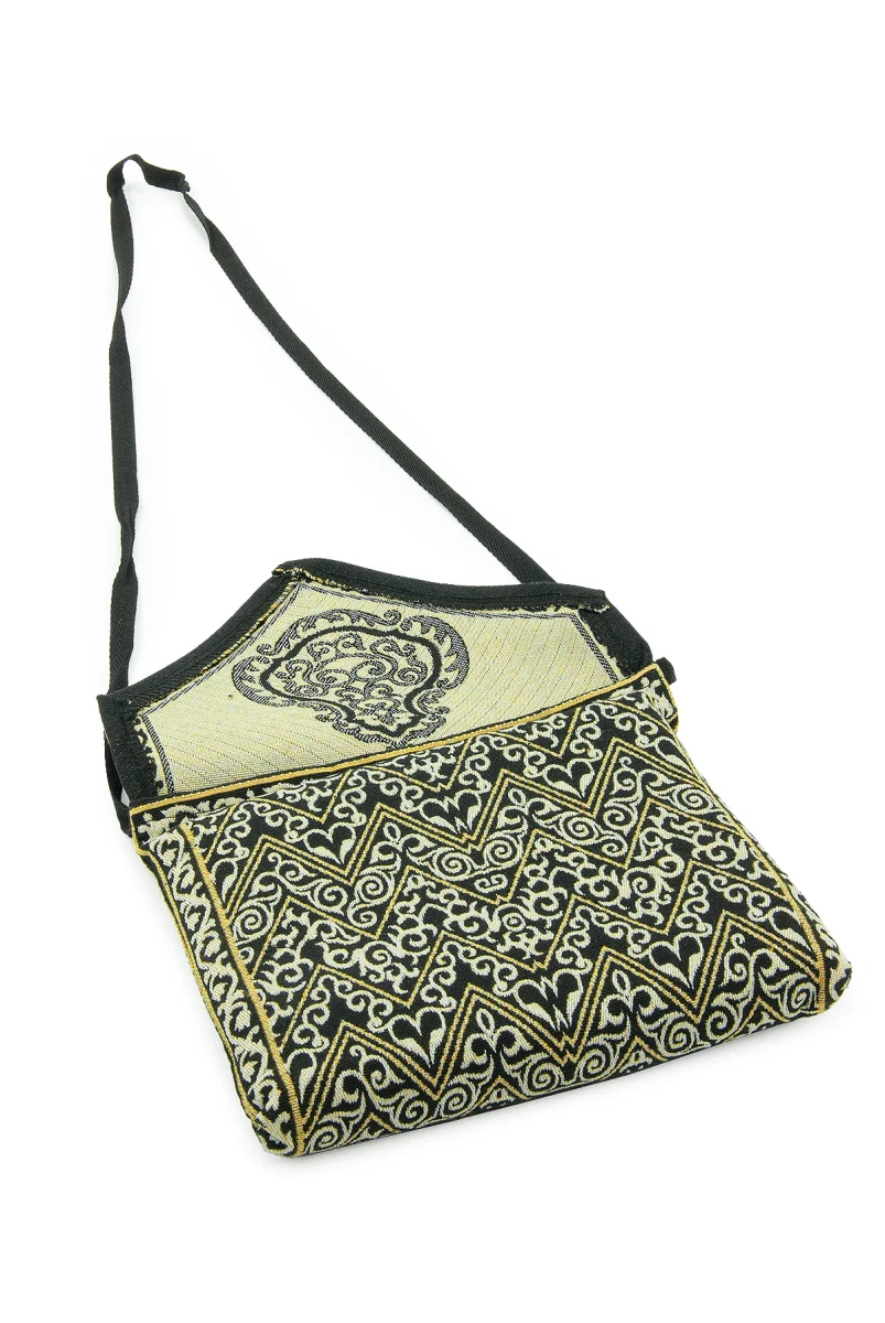Çantalı Kabe Desenli Seccade – Goblen Kumaş, Taşınabilir Askılı Model - 4