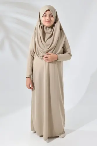 Çantalı Kız Çocuk Namaz Elbisesi, İsimli Seccade, Tesbih ve Namaz Öğreniyorum Kitabı Seti - Krem - 3