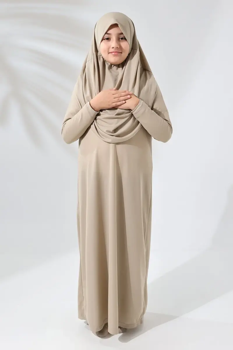 Çantalı Kız Çocuk Namaz Elbisesi, İsimli Seccade, Tesbih ve Namaz Öğreniyorum Kitabı Seti - Krem - 4