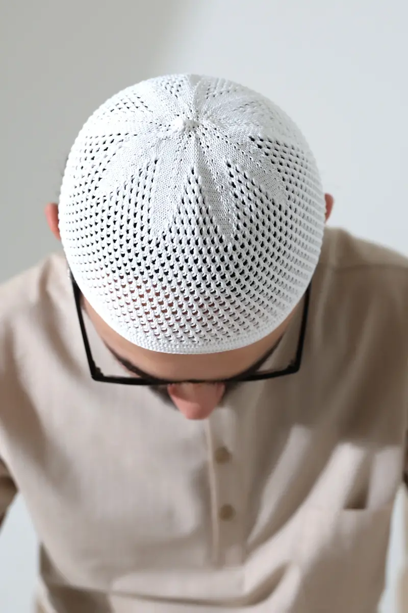 Çelik Örme Namaz Takkesi Beyaz - 6