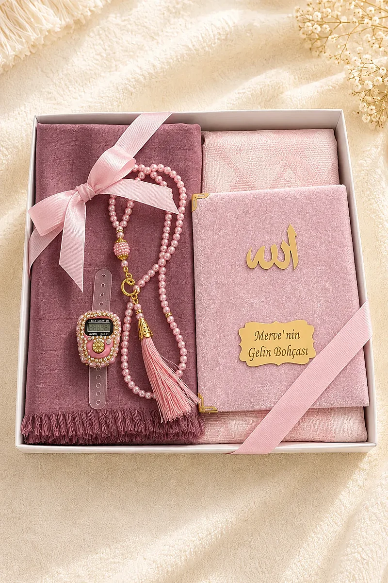 Çeyizlik Kişiye Özel İsimli Yasin ve Seccade Hediyelik Gelin Bohçası Seti Pembe - 1