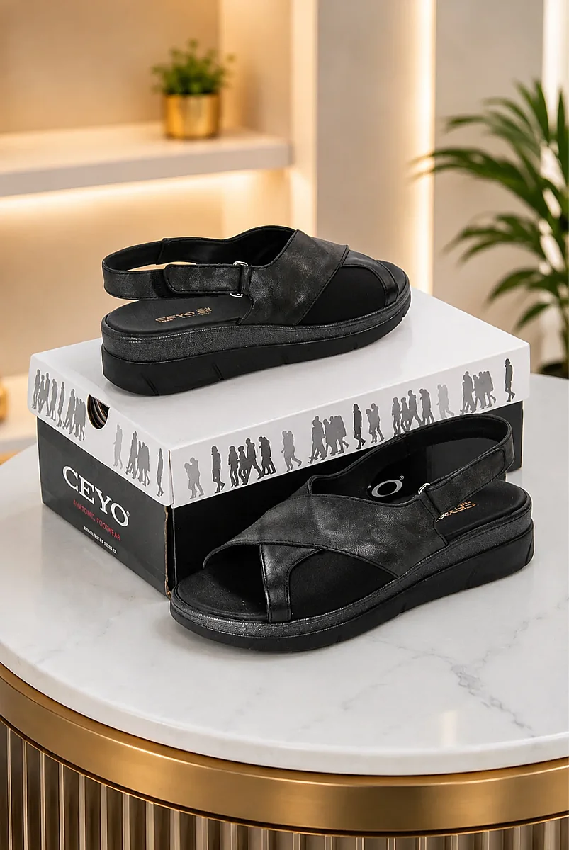 Ceyo Fashion Ayarlanabilir Cırt Cırtlı Hac Umre Kadın Sandalet - 9985 - Siyah - 1
