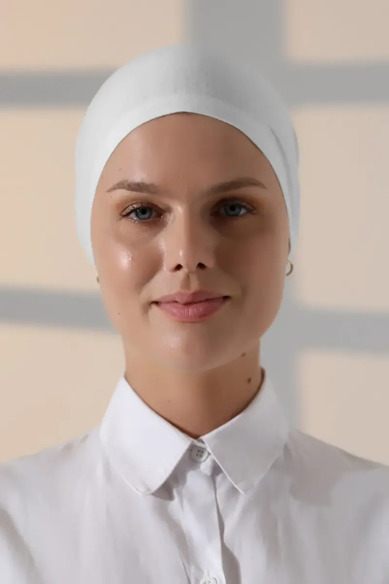 Dikişli Bağlamalı Düz Penye Tesettür Bone Beyaz - 4