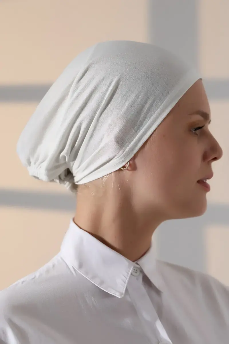 Dikişli Bağlamalı Düz Penye Tesettür Bone Beyaz - 7