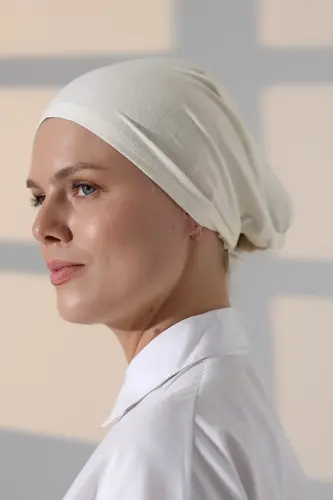 Dikişli Bağlamalı Düz Penye Tesettür Bone Krem 