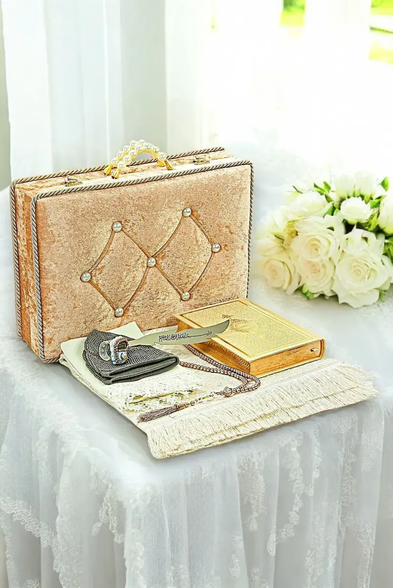 Dowry Prayer Rug Set with Storage Box, Suitable for Groom and Bride Bundle, Gift Shawl Quran Set Gold - 1