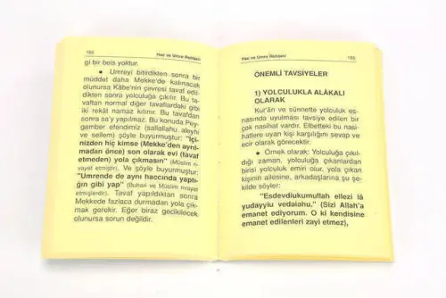 Dualı Hac ve Umre Rehberi - Mercan Kitap (1)