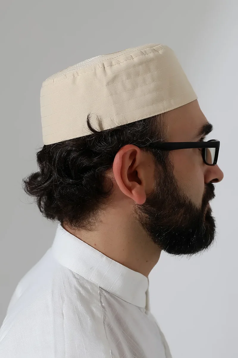 Elif Vav Nakışlı Kalıp Namaz Takkesi - Bej - 5