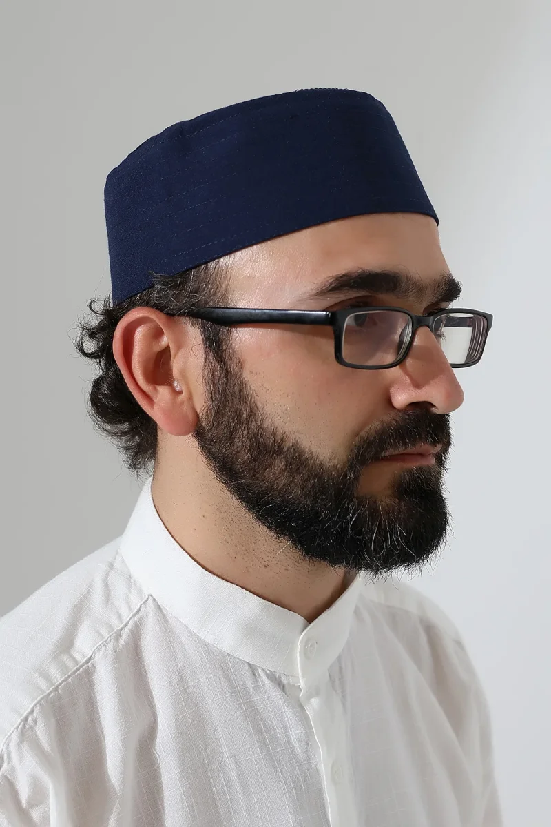 Elif Vav Nakışlı Kalıp Namaz Takkesi - Lacivert - 2