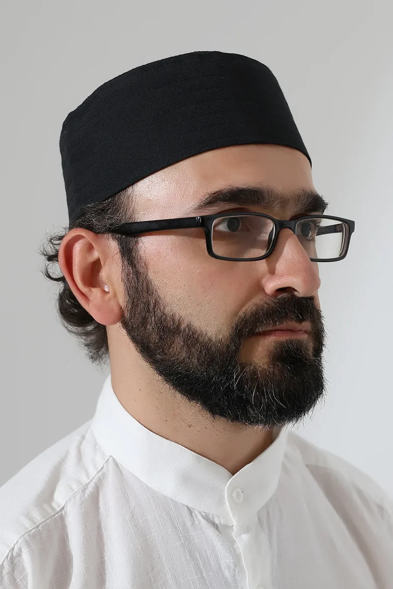 Elif Vav Nakışlı Kalıp Namaz Takkesi - Siyah - 2