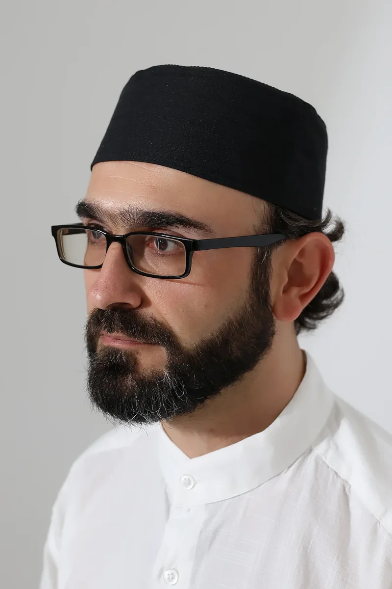 Elif Vav Nakışlı Kalıp Namaz Takkesi - Siyah - 7