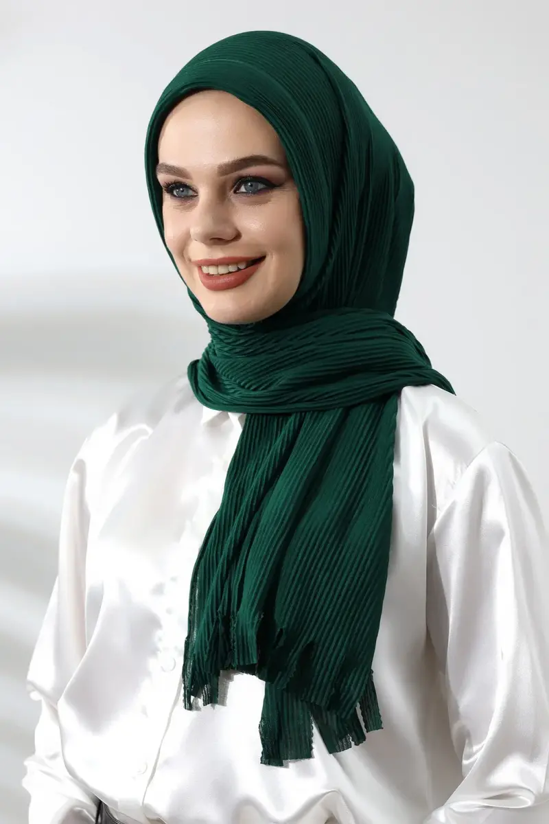 Emerald Green Hijab Ready Made Practical Corded Cotton Shawl - 1