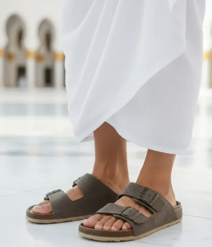 Erkek Çift Tokalı Ortopedik Hac Umre Terliği - Ergonomik Rahat Taban Günlük Terlik - Kahverengi 