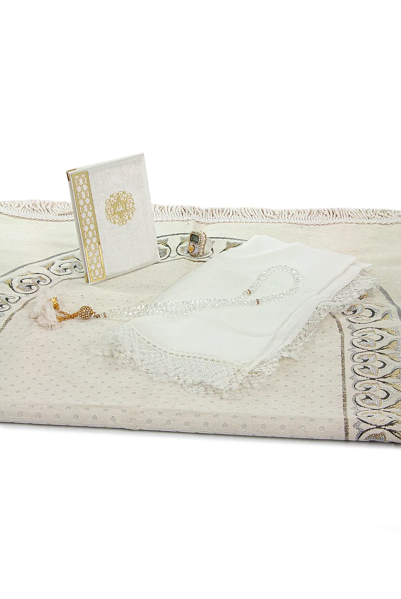 Gelin Damat Kadife Kaplı Kuranı Kerim Seccade Tesbih Takke Namaz Örtüsü Esans ve Kutulu İslami Hediye Seti - Siyah Beyaz - 8