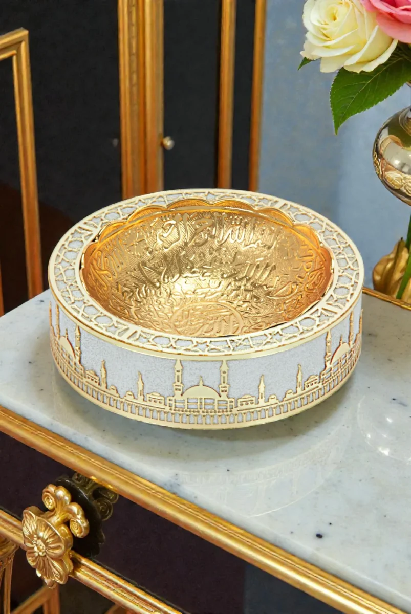 Gold Görünüm Tas - 1