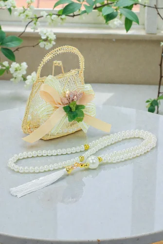 Gold Mini Çantalı İnci Tesbihli Mevlüt Hediye Seti - Beyaz 