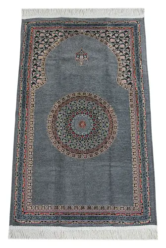 Gray Traditional Motif Knitted Fringed Mihrab Lined Chenille Prayer Rug - 1
