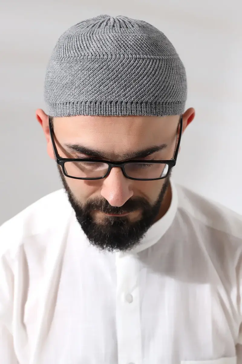 Gri Süper Namaz Dantel Detaylı Örme Orlon Namaz Takkesi - 4