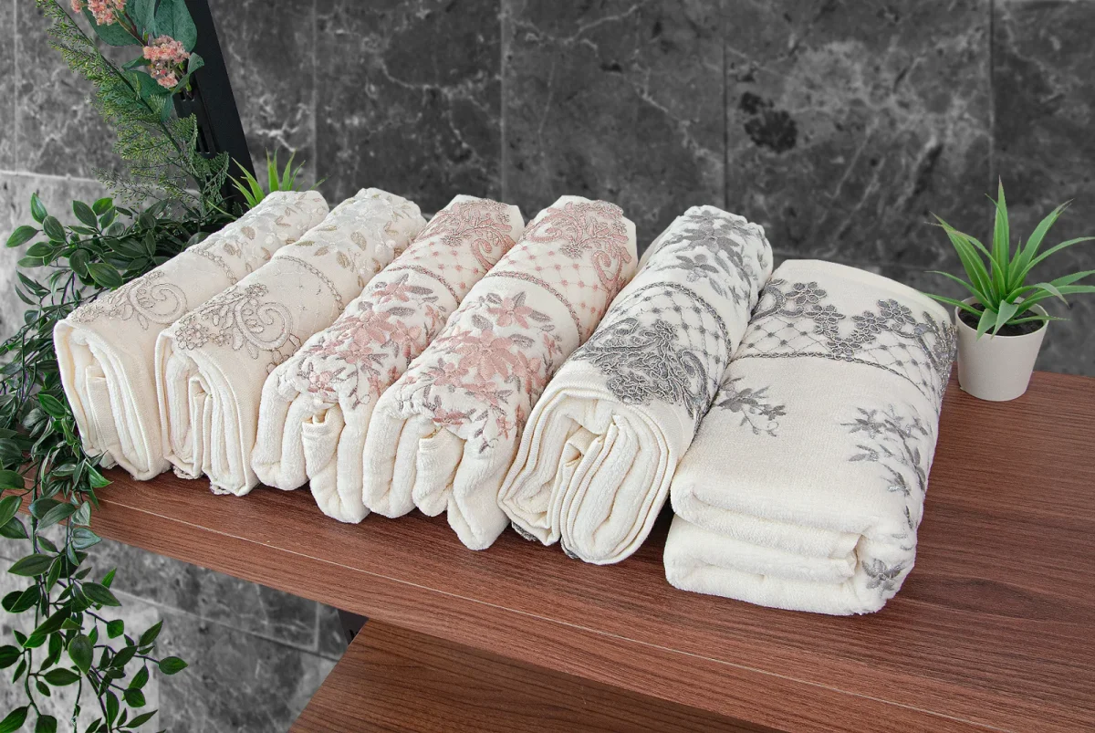Güpürlü Kadife Nakış İşlemeli Desenli Kutulu Lüks Çeyizlik 6'lı El Yüz Havlu Seti 50x90 - 00274 - 4