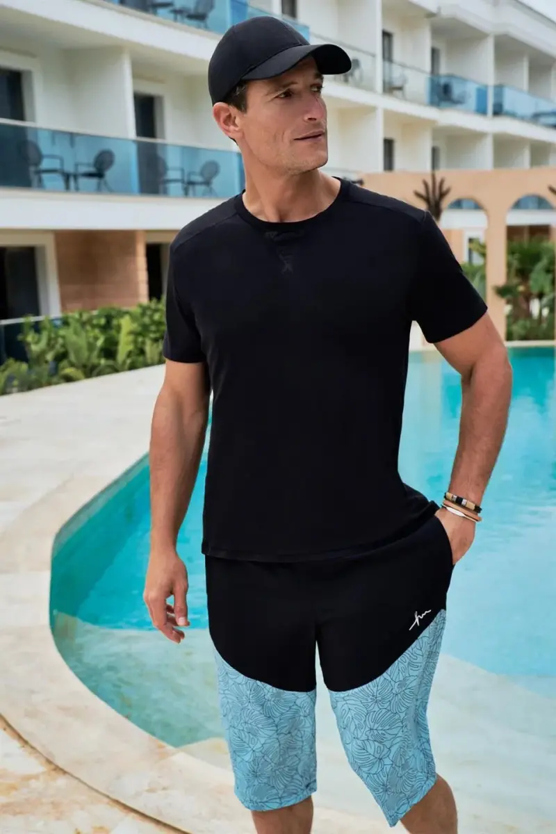 Haşema Desenli Fermuarlı Cepli Uzun Erkek Havuz ve Deniz Şortu 2420-25 Siyah Mavi - 1