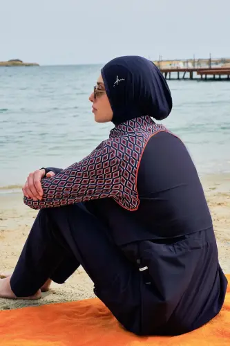 Haşema Esila Lacivert Kırmızı Kolu Desenli Jileli Tam Kapalı Tesettür Mayo Takımı HSM-2944 - Haşema (1)