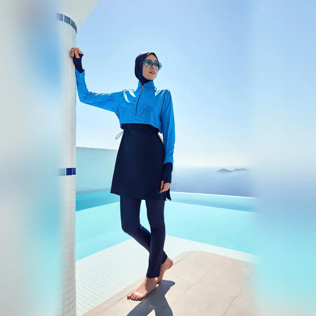 Haşema Esila Monogram Desenli Lacivert Tam Kapalı Tesettür Mayo Takımı - 1