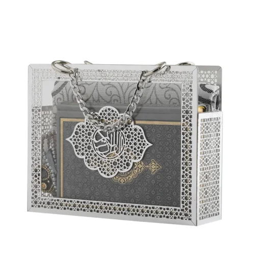 Hediyelik Çanta Kutulu Seccade Kuranı Kerim Tesbih Zikirmatik Seti Gri 