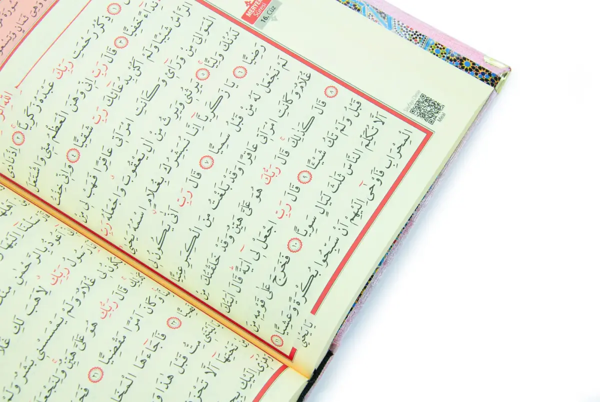 Hediyelik İsme Özel Kuranı Kerim Seti Şal Tesbih Zikirmatik Pembe - 5