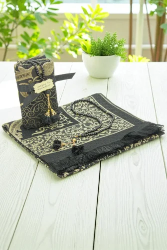 Hediyelik İsme Özel Tesbihli Seccade Seti Siyah - ihvanonline (1)