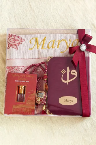 Hediyelik Kişiye Özel İsimli Seccade Seti - Yasin Kitabı, Tesbih, Zikirmatik, Esans - ihvanonline (1)