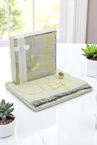 Hediyelik Kutulu Kişiye Özel Tesbih Zikirmatik İsimli Seccade Seti Krem - 1