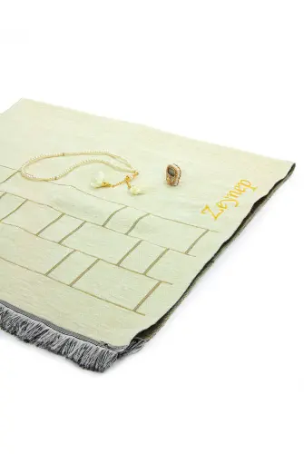 Hediyelik Kutulu Kişiye Özel Tesbih Zikirmatik İsimli Seccade Seti Krem - 7